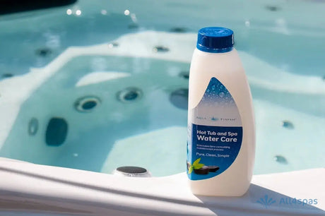 AquaFinesse waterbehandeling: helder en zacht spa-water in 5 minuten per week